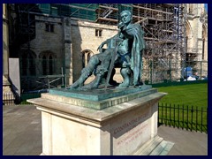 York Minster 22 - Statue of Constantine the Great